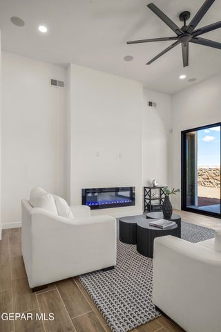 605 Lacey Oad Way, El Paso, TX 79928