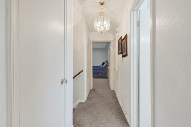 215 Coronation Drive, Houston, TX 77034