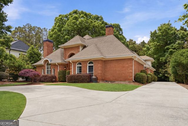 104 Oakland Hills Court, Johns Creek, GA 30097
