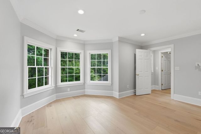 104 Oakland Hills Court, Johns Creek, GA 30097