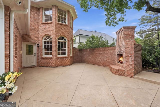 104 Oakland Hills Court, Johns Creek, GA 30097