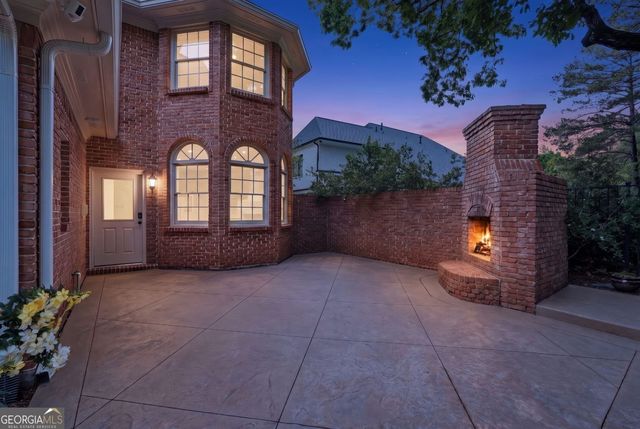 104 Oakland Hills Court, Johns Creek, GA 30097