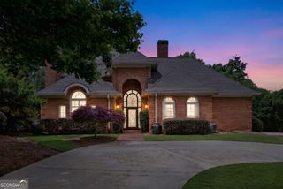 104 Oakland Hills Court, Johns Creek, GA 30097
