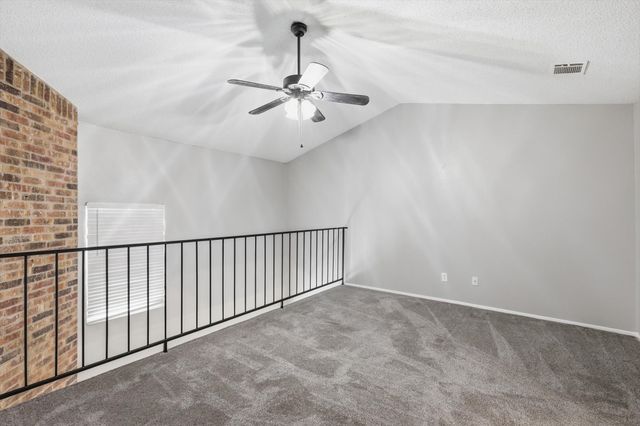 11 Abbey Road, Euless, TX 76039