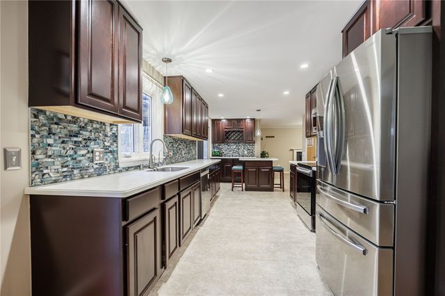 1222 Scenic Circle, Webster, NY 14580