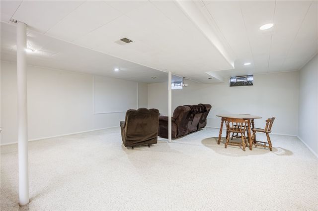 1222 Scenic Circle, Webster, NY 14580