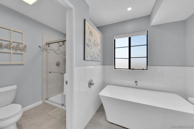 821 Inspiration Ln, Escondido, CA 92025