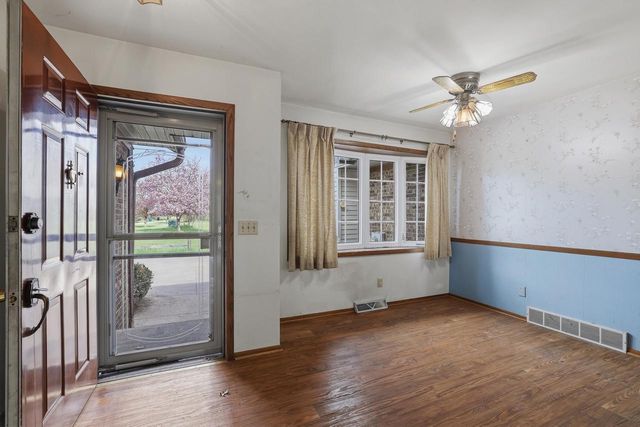 9722 1ST STREET, Plainfield, WI 54966