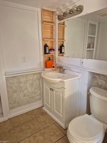 23335 Koths Street, Taylor, MI 48180