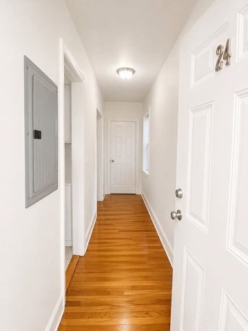 10 Yeamans St 9, Revere, MA 02151