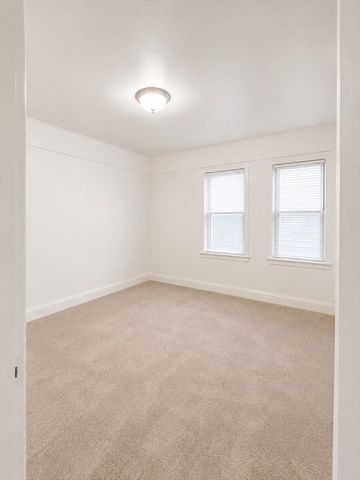 10 Yeamans St 9, Revere, MA 02151