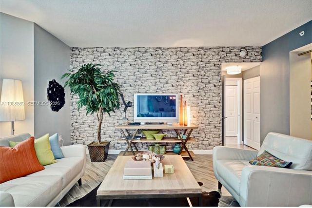 140 S Dixie Hwy 406, Hollywood, FL 33020