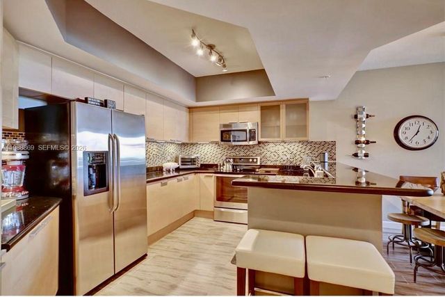 140 S Dixie Hwy 406, Hollywood, FL 33020