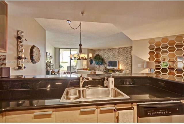 140 S Dixie Hwy 406, Hollywood, FL 33020