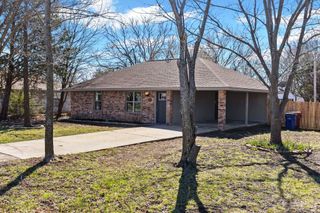 403 E Hunt Street, Leonard, TX 75452