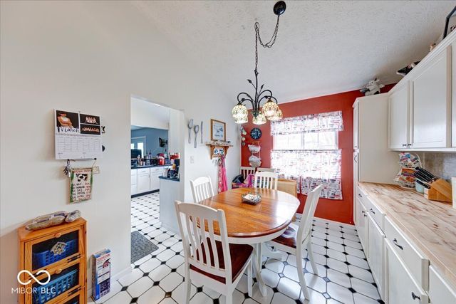 628 Southridge Court, Westfield, IN 46074