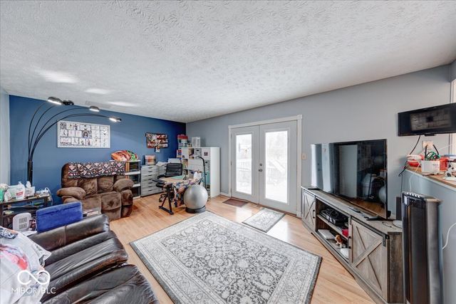 628 Southridge Court, Westfield, IN 46074