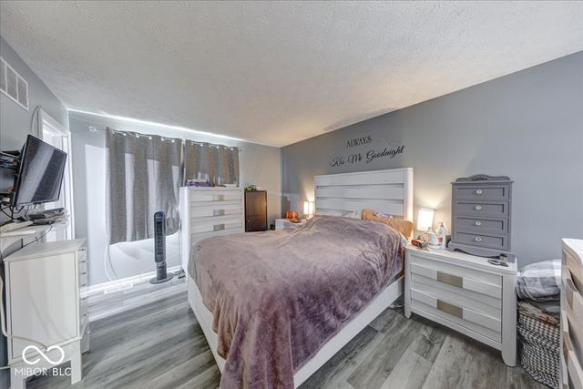 628 Southridge Court, Westfield, IN 46074