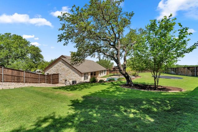 307 Shady Grove PKWY, Burnet, TX 78611