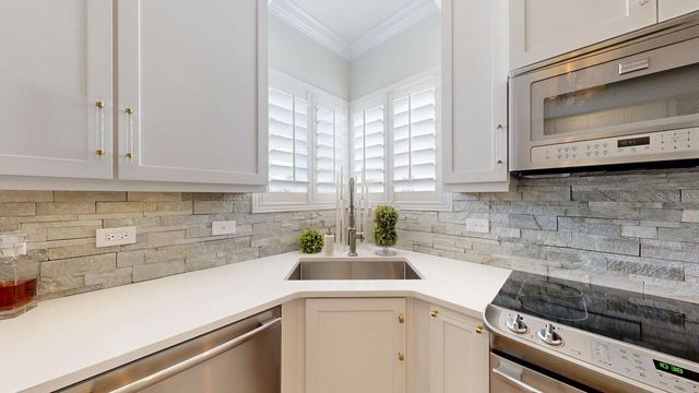 40 MAGNOLIA DRIVE S. 0, Ormond Beach, FL 32174