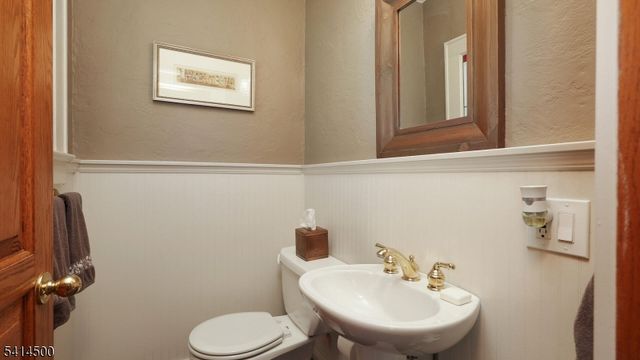 660 Glen Ave, Westfield Town, NJ 07090