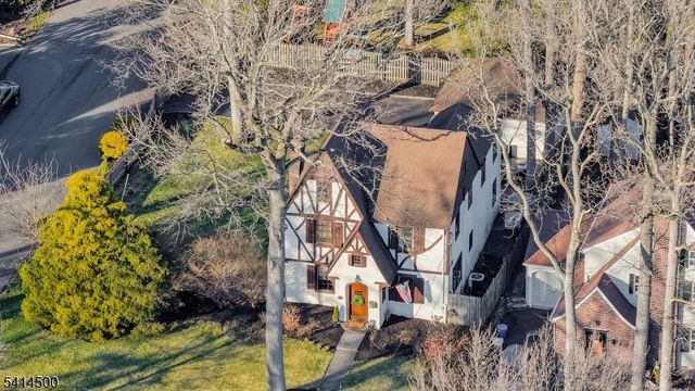 660 Glen Ave, Westfield Town, NJ 07090