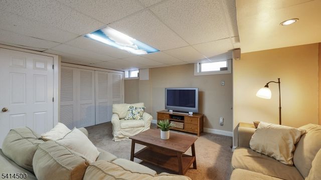 660 Glen Ave, Westfield Town, NJ 07090