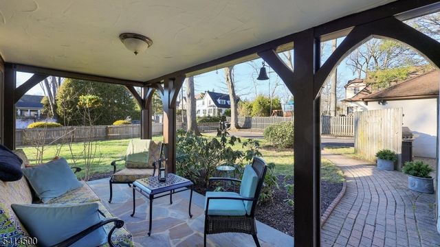 660 Glen Ave, Westfield Town, NJ 07090