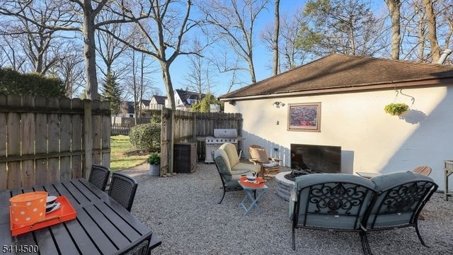 660 Glen Ave, Westfield Town, NJ 07090