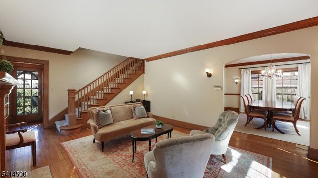 660 Glen Ave, Westfield Town, NJ 07090