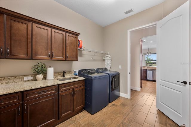 3212 E MERRIN ROAD, Plant City, FL 33567