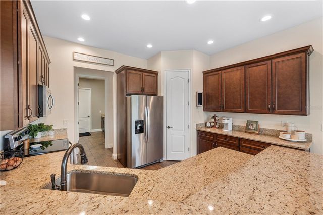 3212 E MERRIN ROAD, Plant City, FL 33567