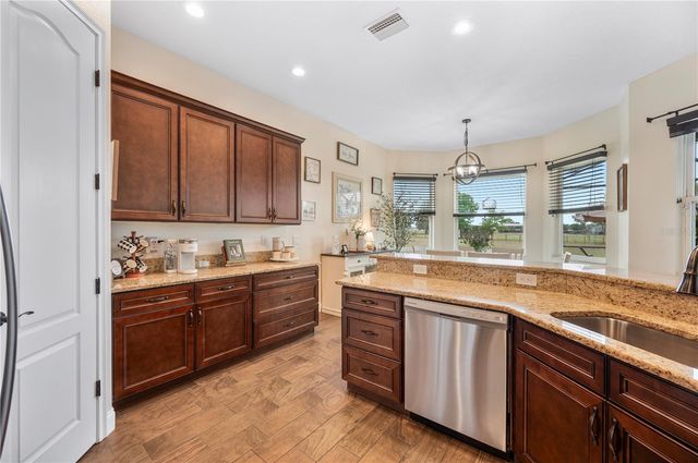 3212 E MERRIN ROAD, Plant City, FL 33567