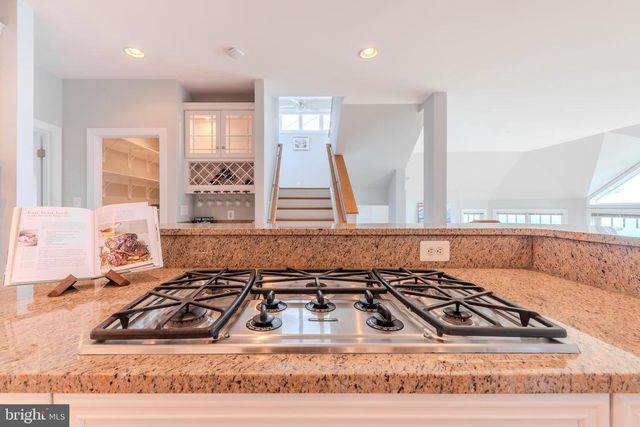 430 NARROWS POINTE DR, Grasonville, MD 21638