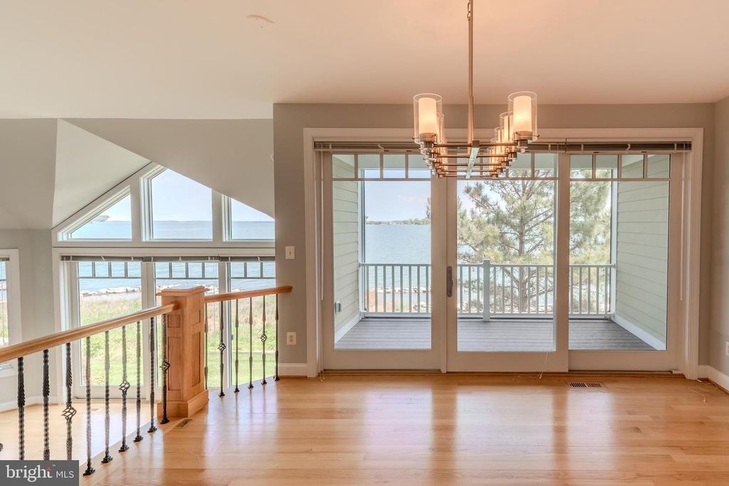 Image 10 of property listing at 430 NARROWS POINTE DR, Grasonville, MD 21638
