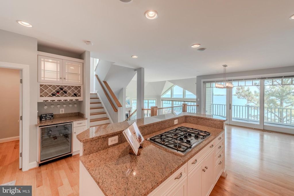 Image 29 of property listing at 430 NARROWS POINTE DR, Grasonville, MD 21638