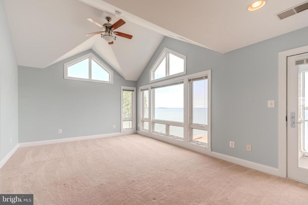 Image 34 of property listing at 430 NARROWS POINTE DR, Grasonville, MD 21638