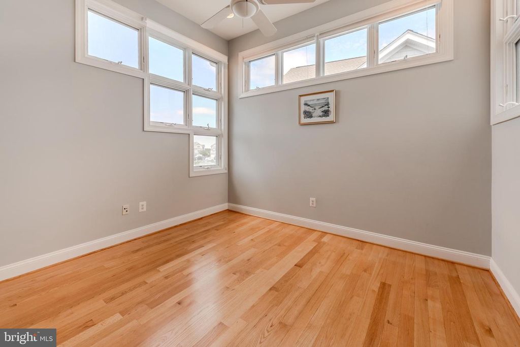 Image 42 of property listing at 430 NARROWS POINTE DR, Grasonville, MD 21638