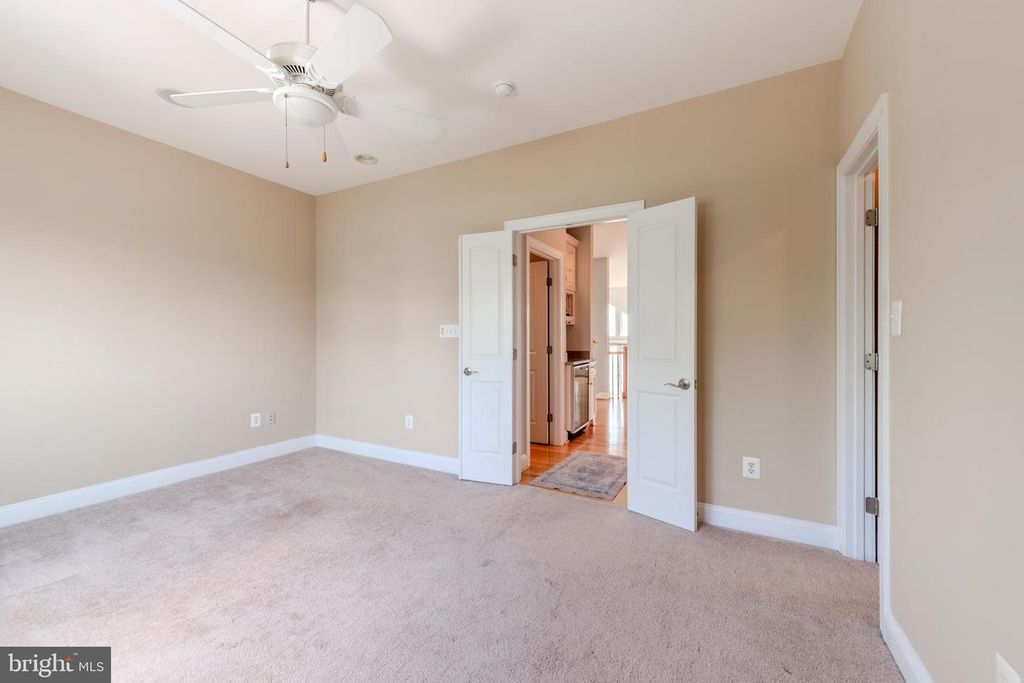 Image 47 of property listing at 430 NARROWS POINTE DR, Grasonville, MD 21638
