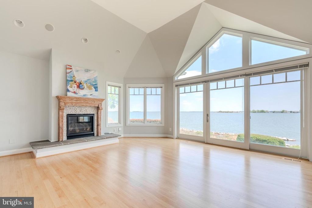 Image 5 of property listing at 430 NARROWS POINTE DR, Grasonville, MD 21638