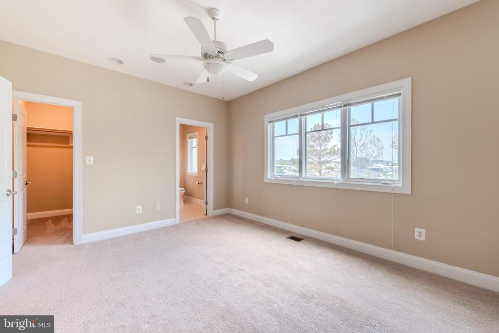 Image 50 of property listing at 430 NARROWS POINTE DR, Grasonville, MD 21638
