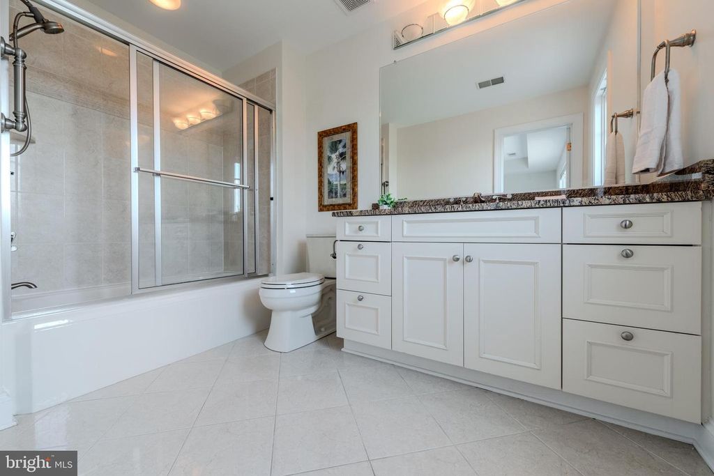 Image 53 of property listing at 430 NARROWS POINTE DR, Grasonville, MD 21638