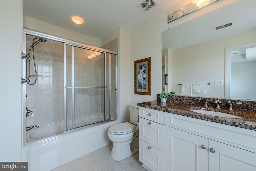 Image 54 of property listing at 430 NARROWS POINTE DR, Grasonville, MD 21638