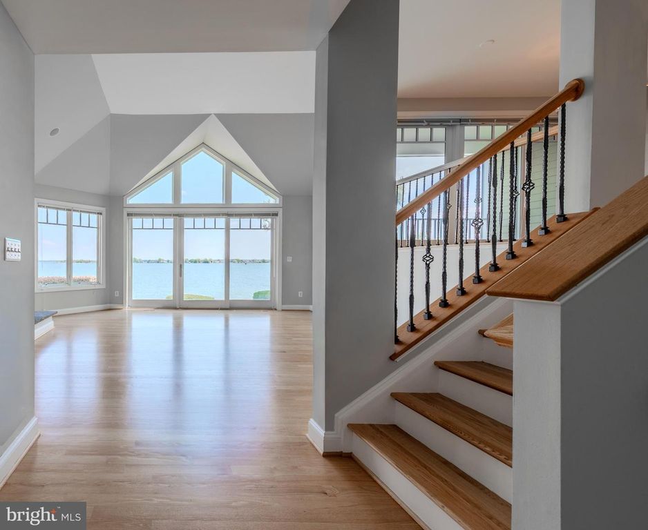 Image 6 of property listing at 430 NARROWS POINTE DR, Grasonville, MD 21638