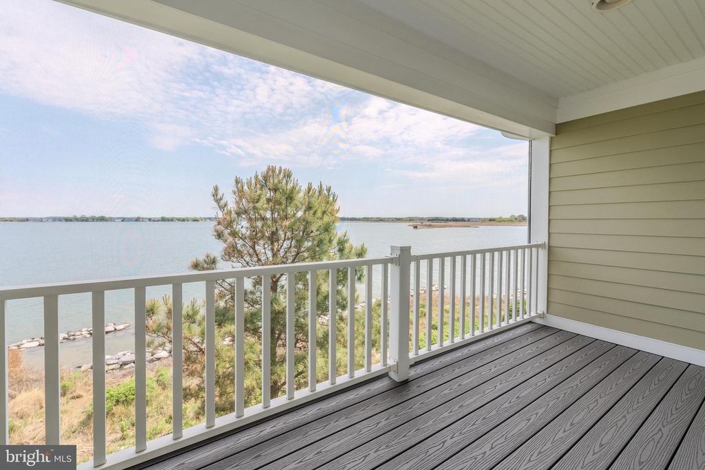 Image 66 of property listing at 430 NARROWS POINTE DR, Grasonville, MD 21638