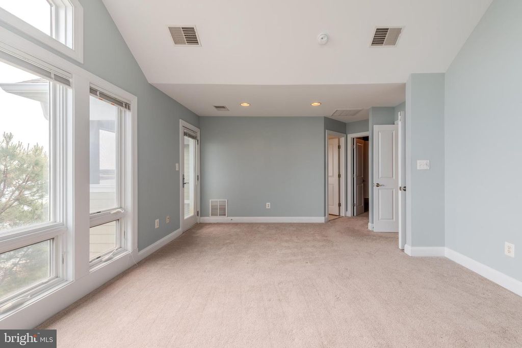 Image 69 of property listing at 430 NARROWS POINTE DR, Grasonville, MD 21638