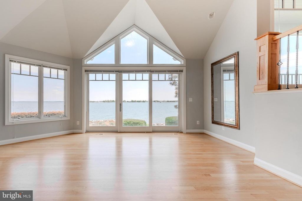 Image 7 of property listing at 430 NARROWS POINTE DR, Grasonville, MD 21638