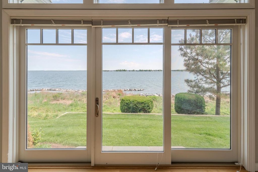 Image 8 of property listing at 430 NARROWS POINTE DR, Grasonville, MD 21638
