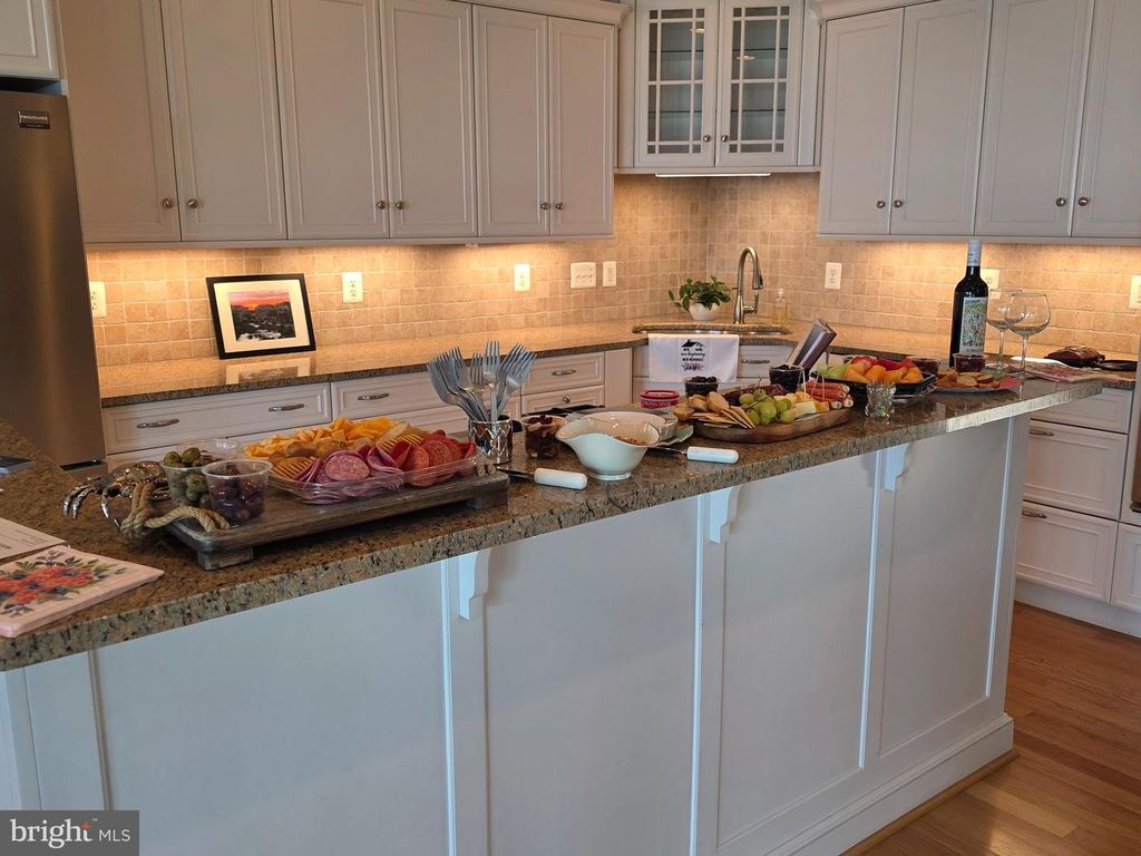 Image 85 of property listing at 430 NARROWS POINTE DR, Grasonville, MD 21638