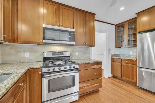 520 32nd Ave, S, Nashville, TN 37212